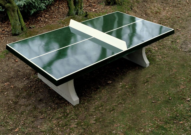 betonnen tafeltennistafel in groen blauw naturel of antraciet beton afgerond rond en rechthoekig heblad